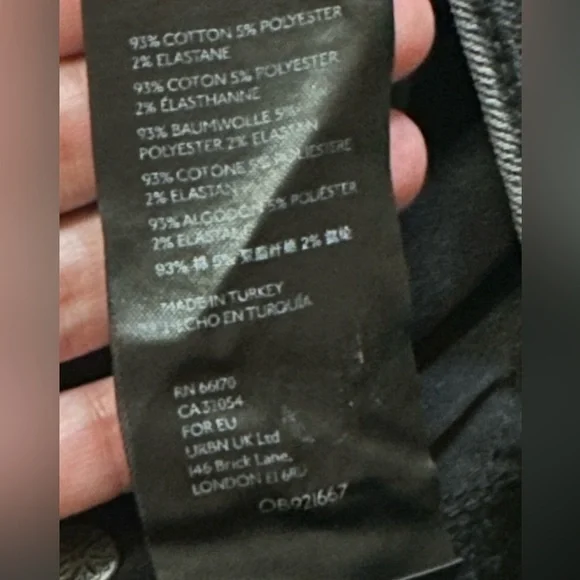 NWT Free People We the Free Raw Hem High-Rise Jegging Washed Black Denim Jeans - Picture 3 of 11